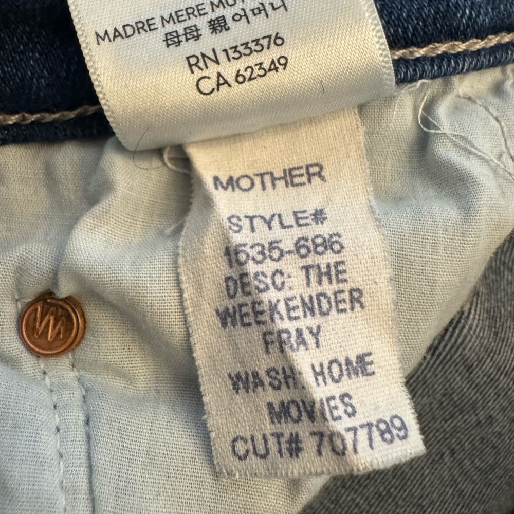MOTHER The Weekender Fray Jeans in Home Movies - Picture 3 of 4